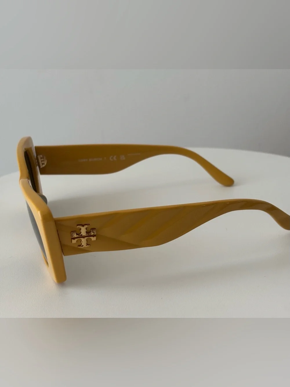 Tory Burch Yellow Frame Sunglasses with Brand New Case